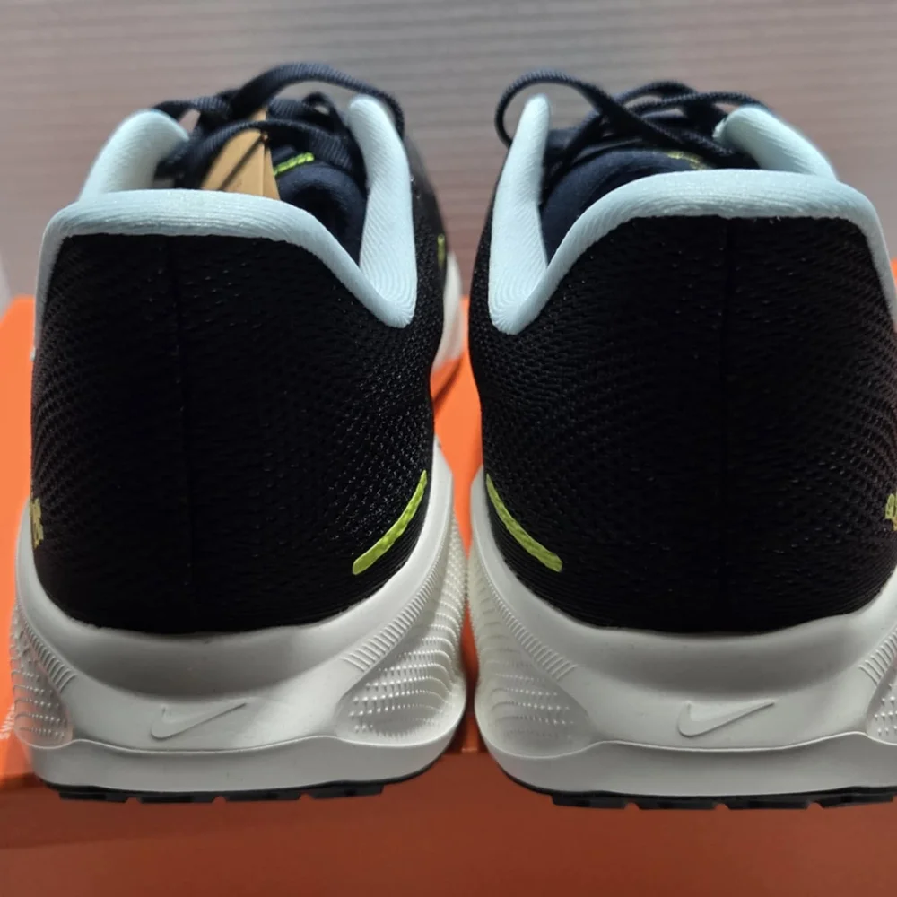 Nike Air Zoom Winflo 9 Premium Mens Running Shoes Brethable Trainers Sz 12 NEW - Picture 6 of 13